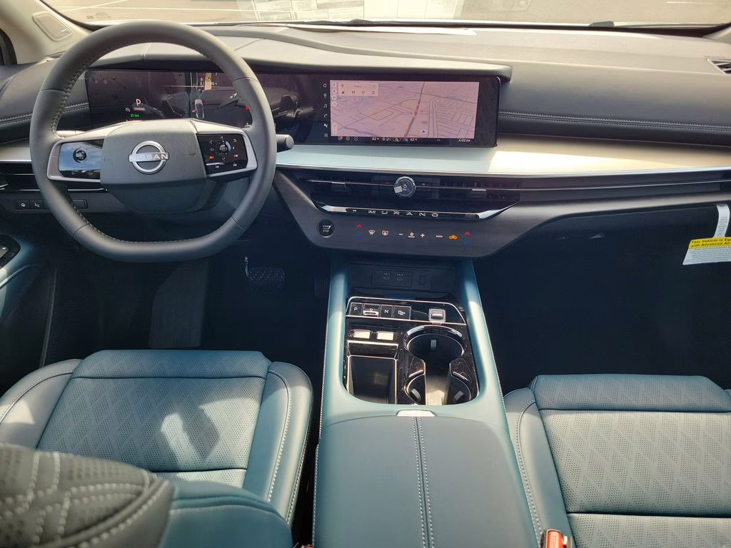 2026 Everest White Pearl/Black Nissan Murano Platinum AWD SUV