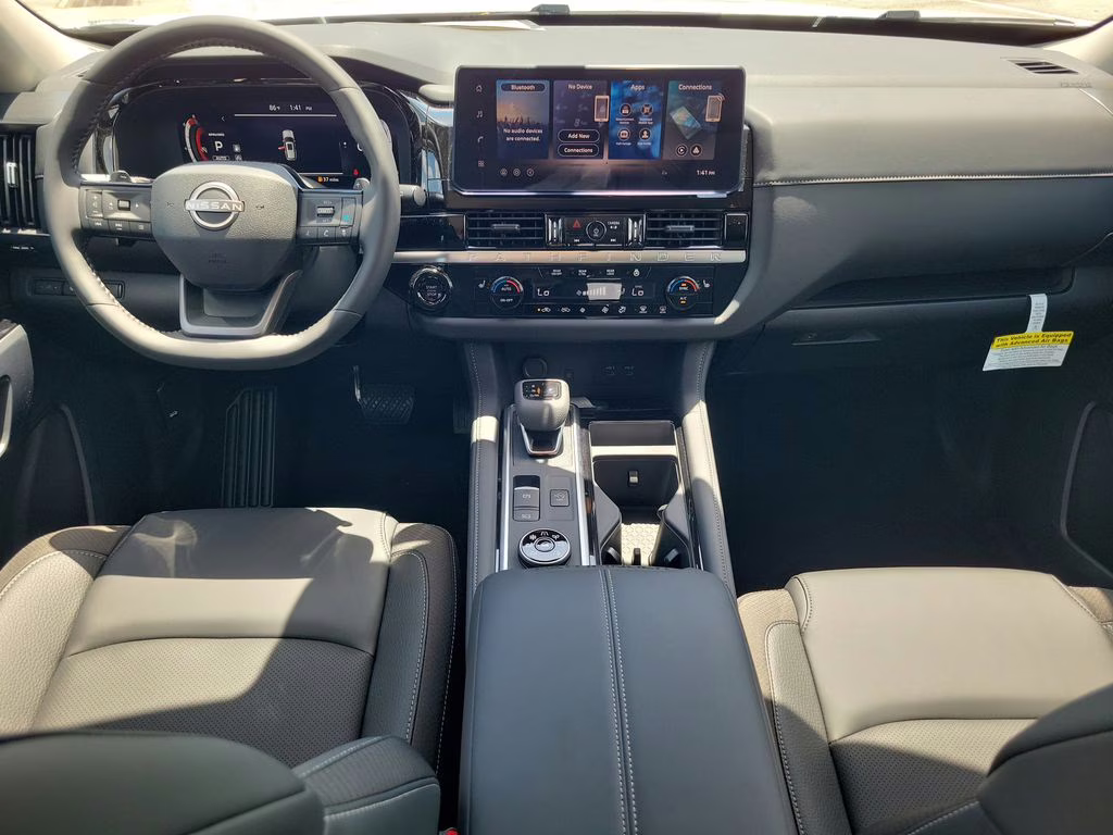 2026 Everest White Pearl Tricoat Nissan Pathfinder SL 4X4 SUV