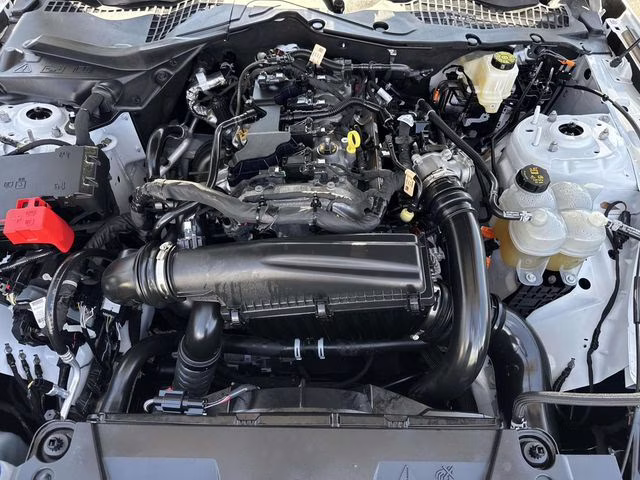 2024 Oxford White Ford Mustang EcoBoost Premium RWD Coupe