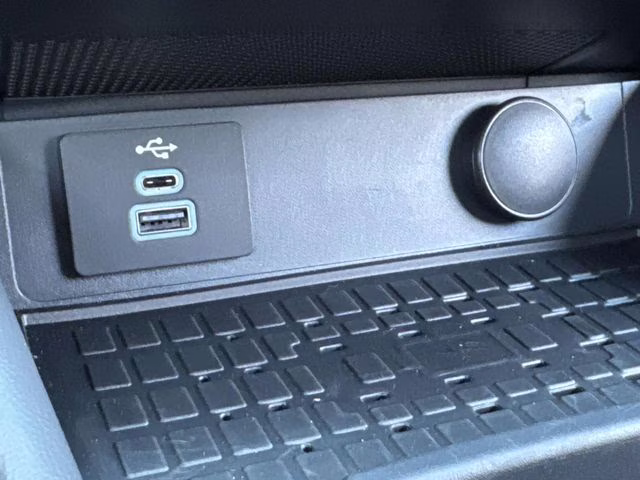 2024 Oxford White Ford Mustang EcoBoost Premium RWD Coupe