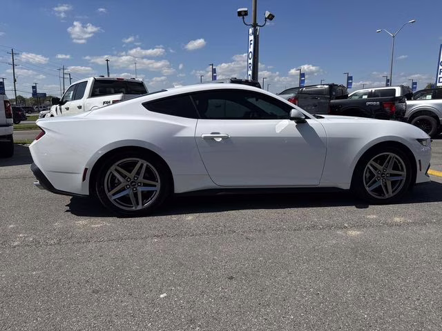 2024 Oxford White Ford Mustang EcoBoost Premium RWD Coupe