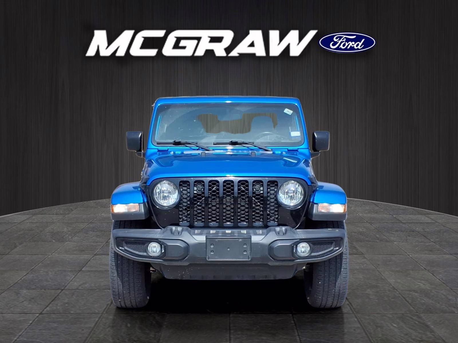 2021 Hydro Blue Pearlcoat Jeep Gladiator Willys 4X4 Truck