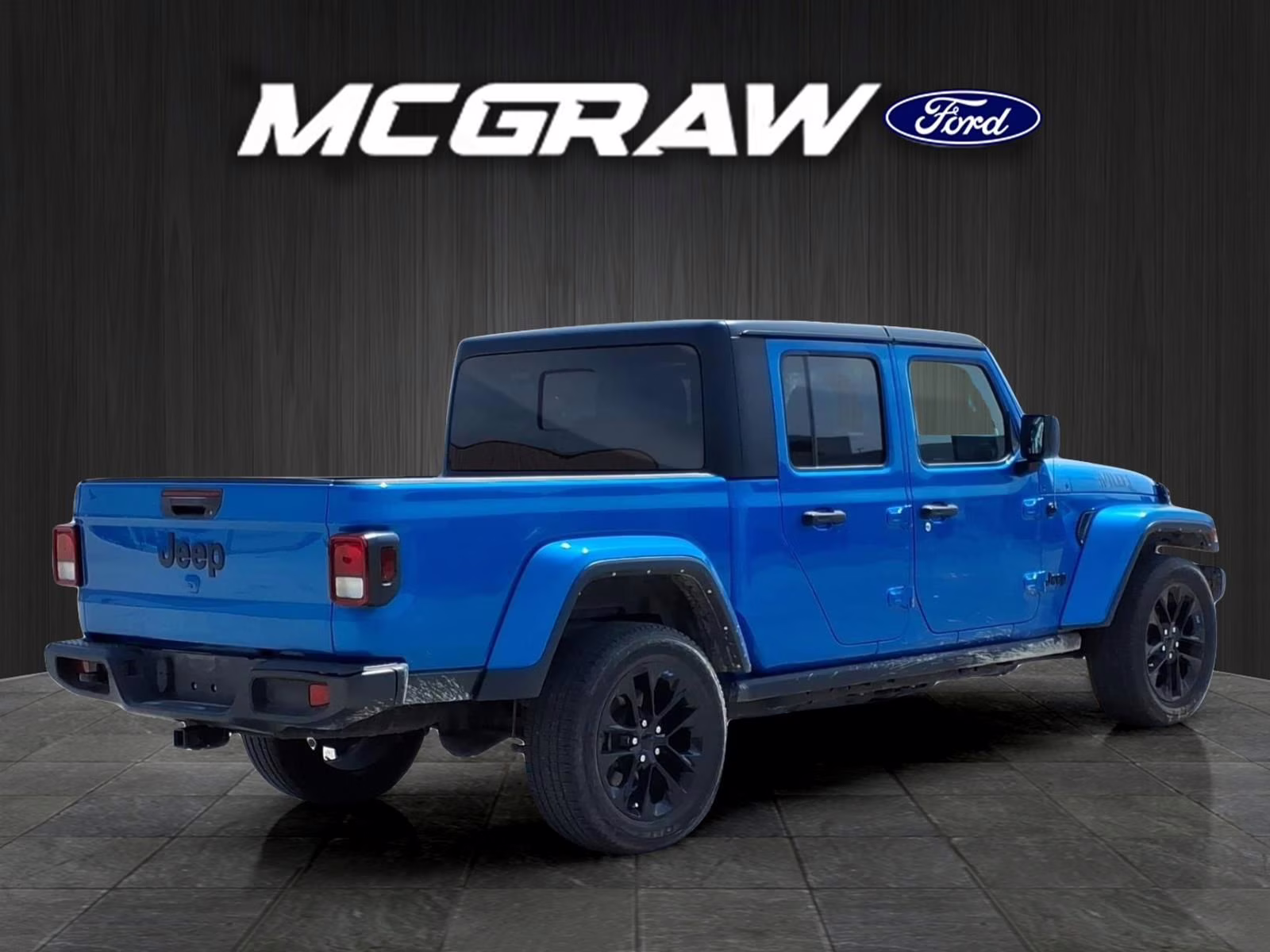 2021 Hydro Blue Pearlcoat Jeep Gladiator Willys 4X4 Truck