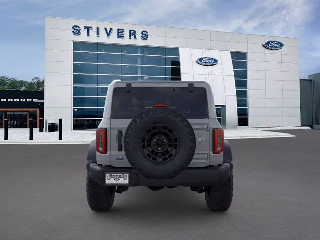 2026 Avalanche Ford Bronco Outer Banks 4X4 SUV