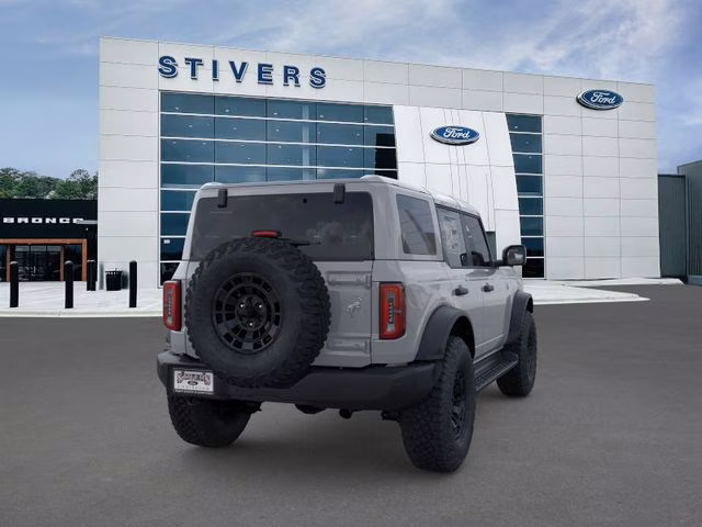 2026 Avalanche Ford Bronco Outer Banks 4X4 SUV