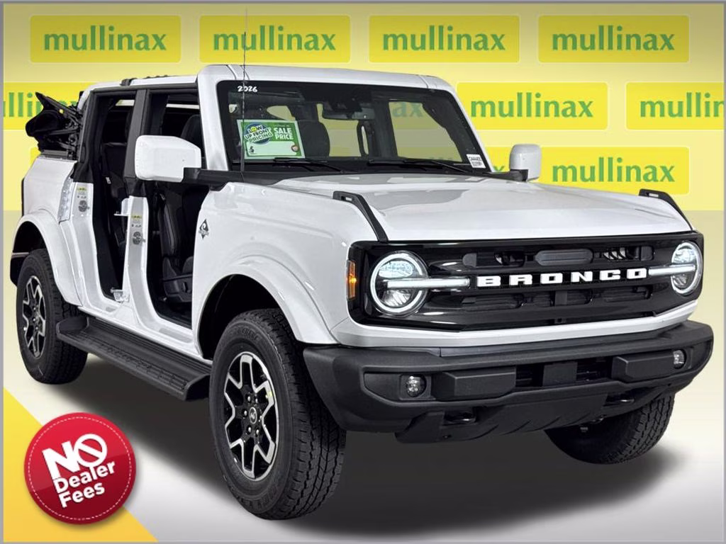 2026 Oxford White Ford Bronco Outer Banks 4X4 SUV