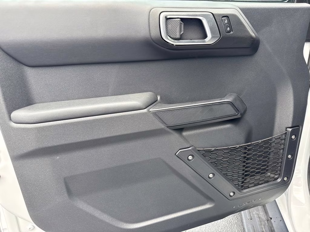 2026 Oxford White Ford Bronco Outer Banks 4X4 SUV