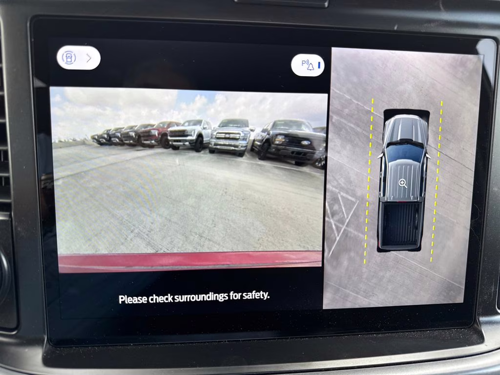 2026 Ruby Red Metallic Tinted Clearcoat Ford F-150 XLT RWD Truck