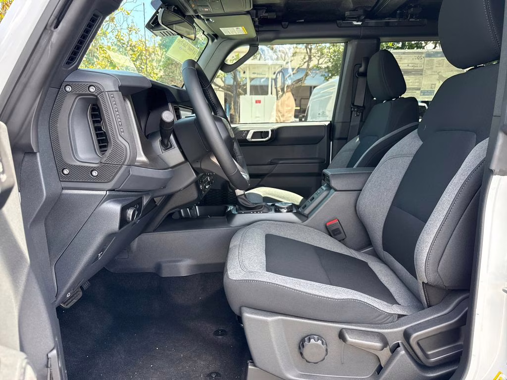 2026 Oxford White Ford Bronco Big Bend 4X4 SUV