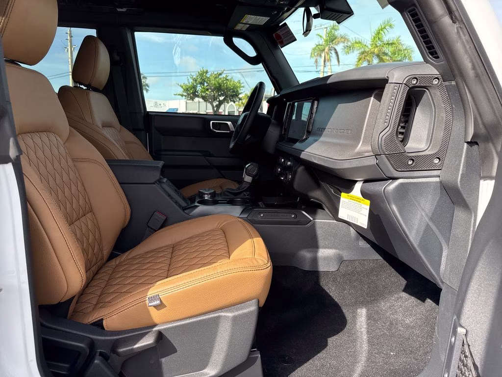 2026 Oxford White Ford Bronco Big Bend 4X4 SUV
