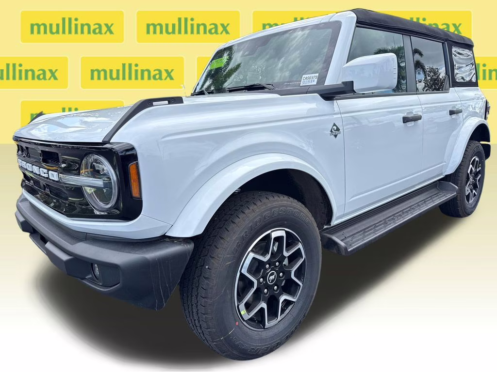 2026 Oxford White Ford Bronco Outer Banks 4X4 SUV