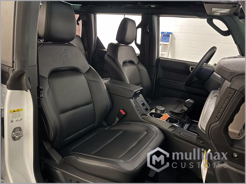 2026 Oxford White Ford Bronco Outer Banks 4X4 SUV