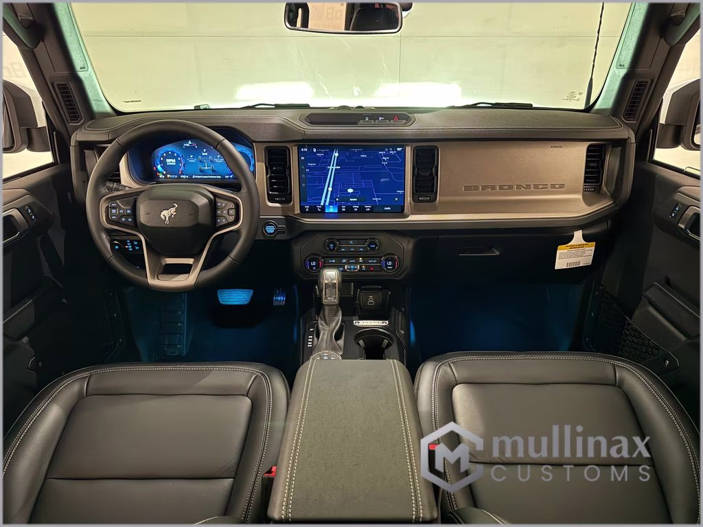 2026 Oxford White Ford Bronco Outer Banks 4X4 SUV