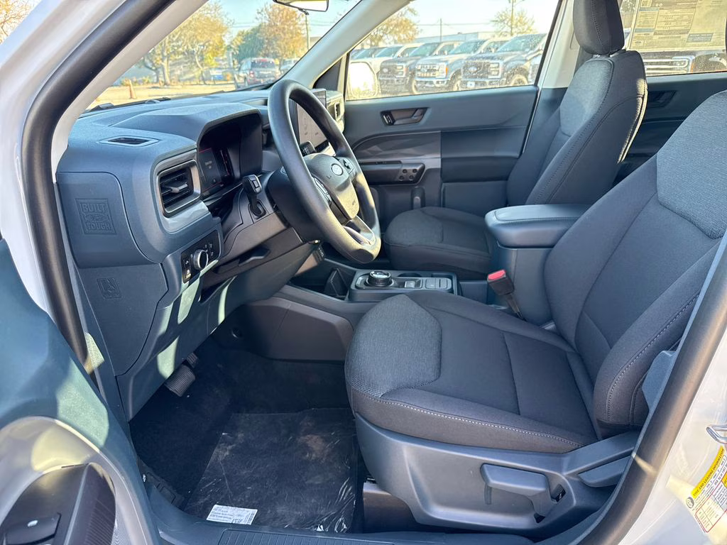 2026 Oxford White Ford Maverick XL AWD Truck