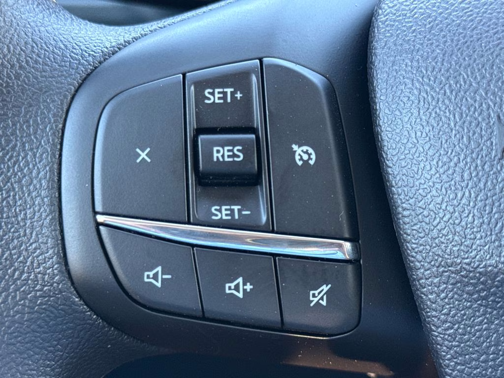 2026 Oxford White Ford Maverick XL AWD Truck