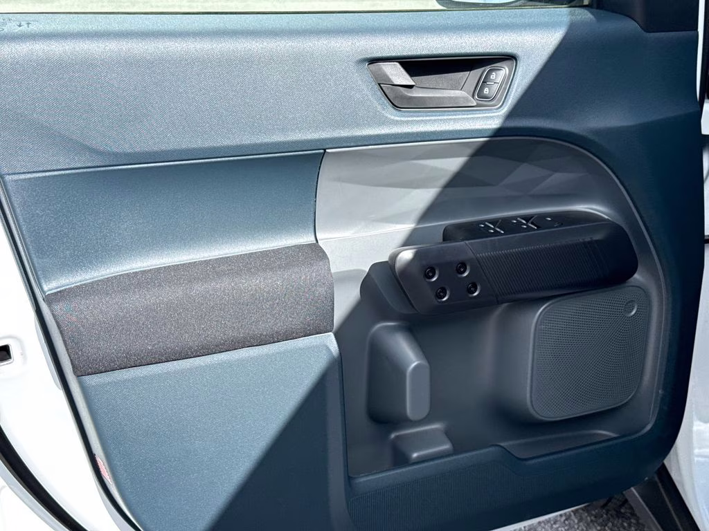 2026 Oxford White Ford Maverick XL AWD Truck