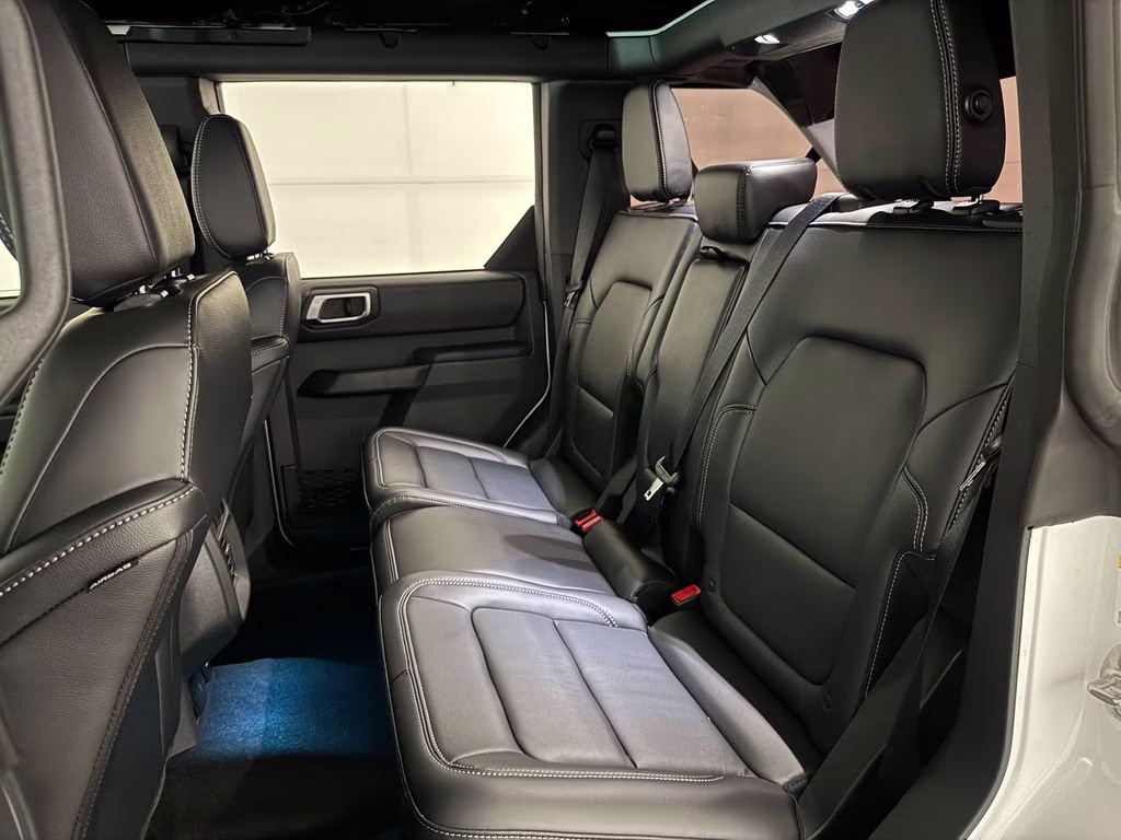 2026 Oxford White Ford Bronco Outer Banks 4X4 SUV