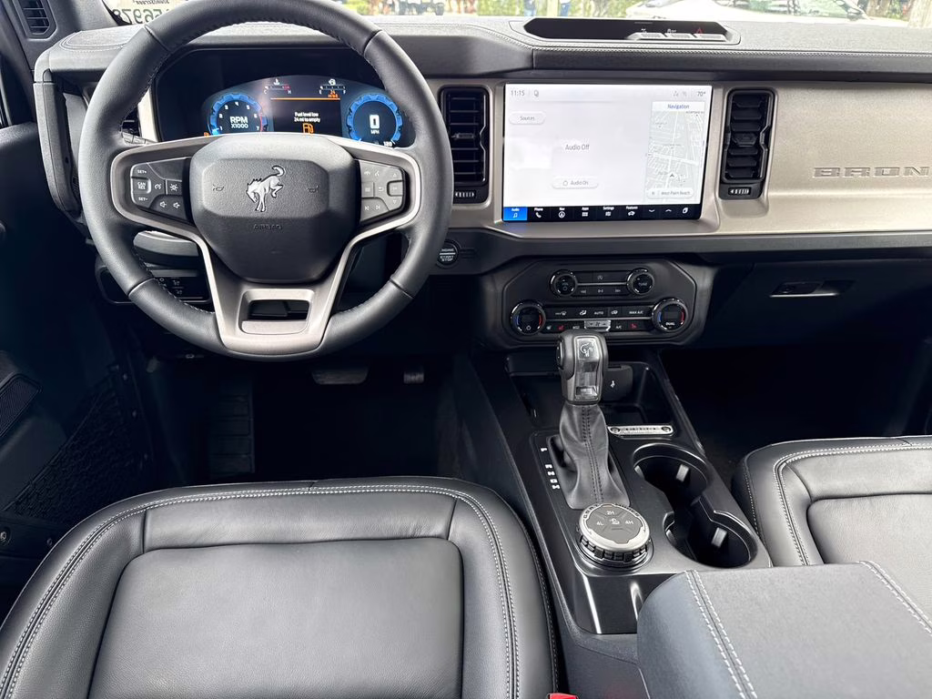 2026 Oxford White Ford Bronco Outer Banks 4X4 SUV