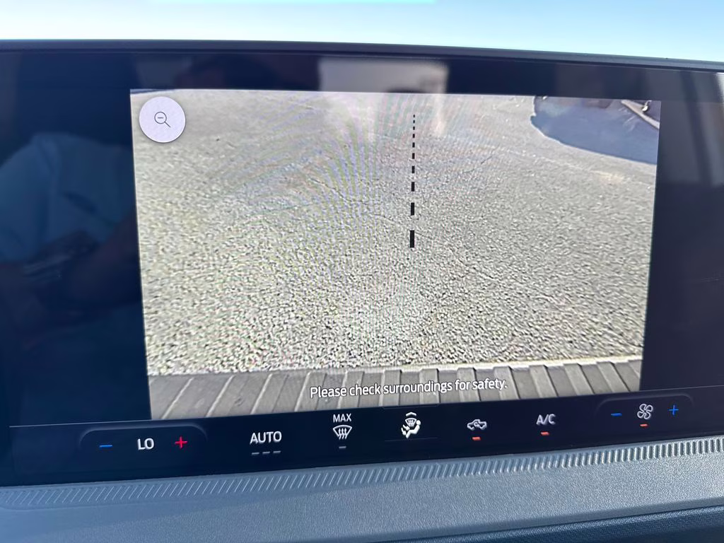 2026 Oxford White Ford Maverick XL AWD Truck