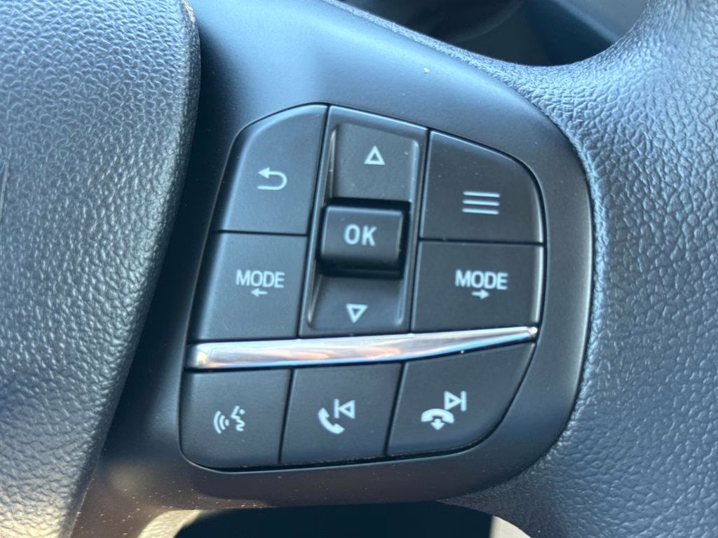 2026 Oxford White Ford Maverick XL AWD Truck