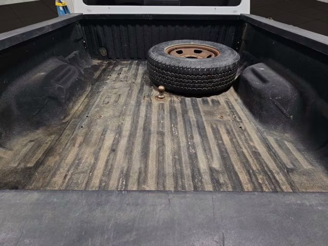 2011 Oxford White Ford Super Duty F-250 SRW Lariat 4X4 Truck