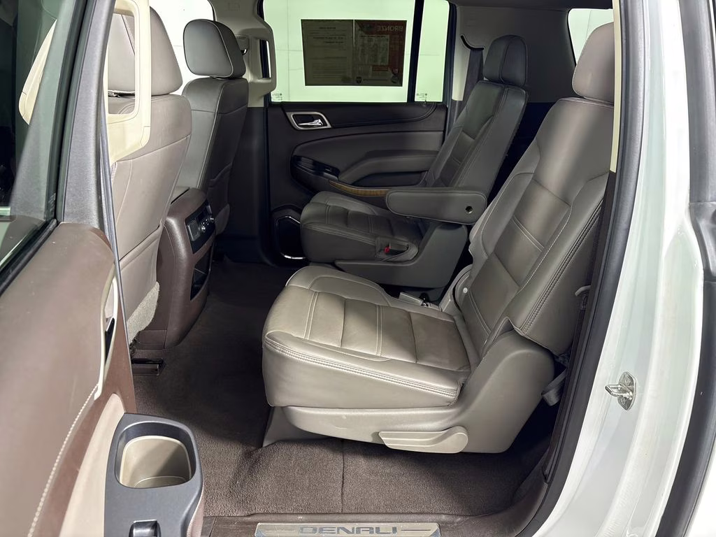 2020 Summit White GMC Yukon XL Denali 4X4 SUV