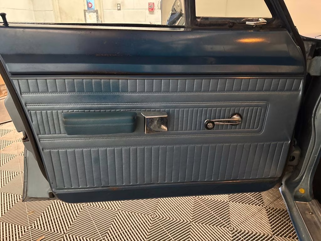 1969 Blue Dodge Dart 318