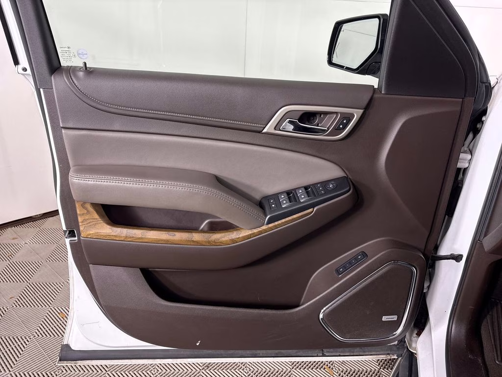 2020 Summit White GMC Yukon XL Denali 4X4 SUV