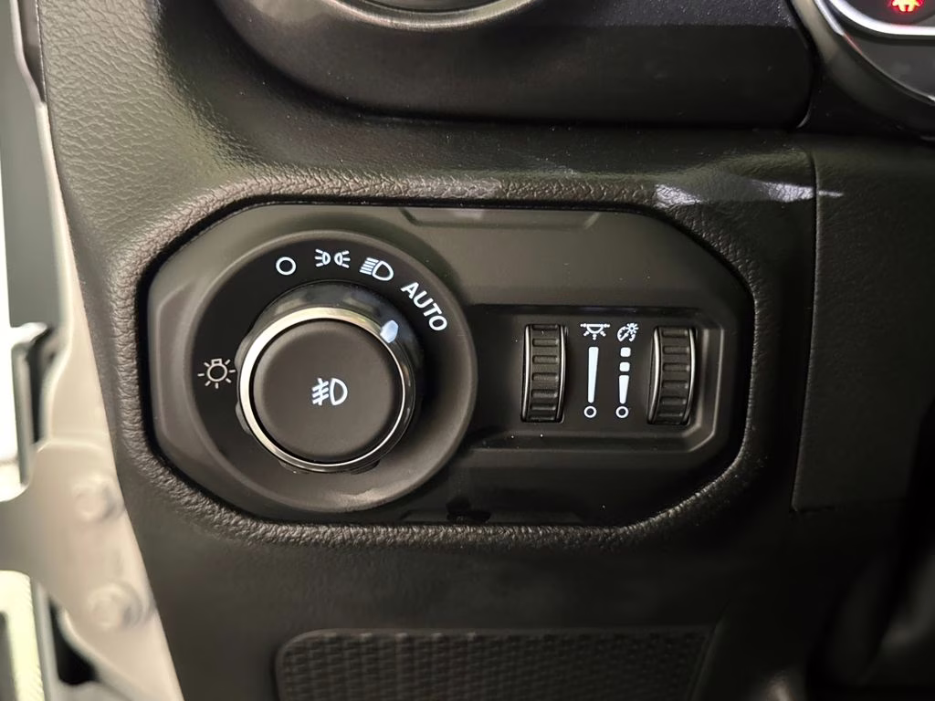 2022 Bright White Clearcoat Jeep Wrangler Unlimited Rubicon 392 4X4 SUV