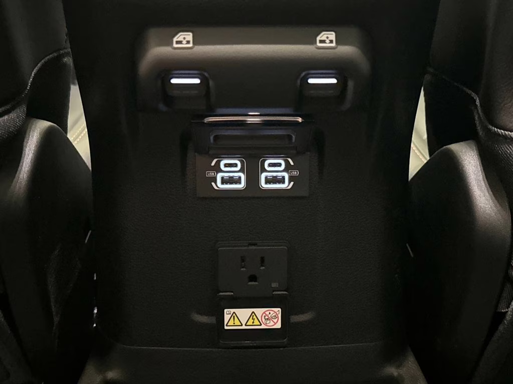 2022 Bright White Clearcoat Jeep Wrangler Unlimited Rubicon 392 4X4 SUV