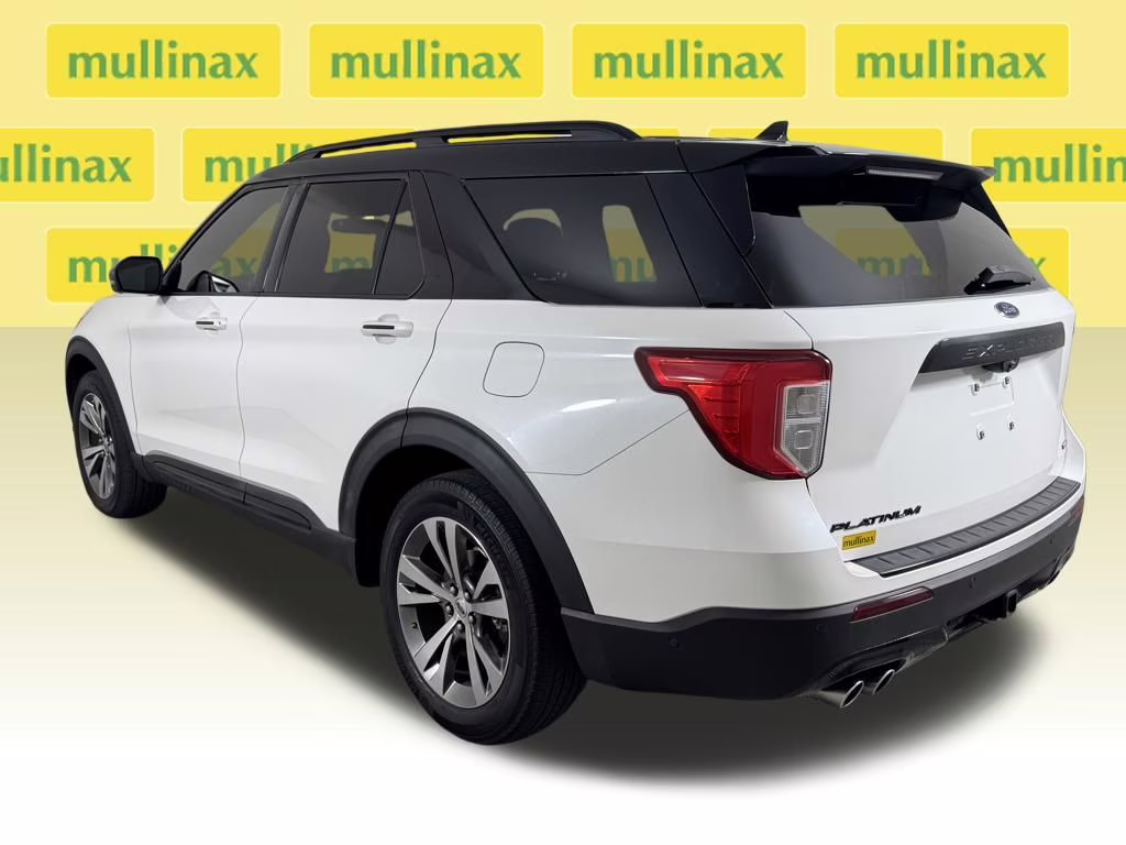 2020 Star White Metallic Tri-Coat Ford Explorer Platinum 4X4 SUV
