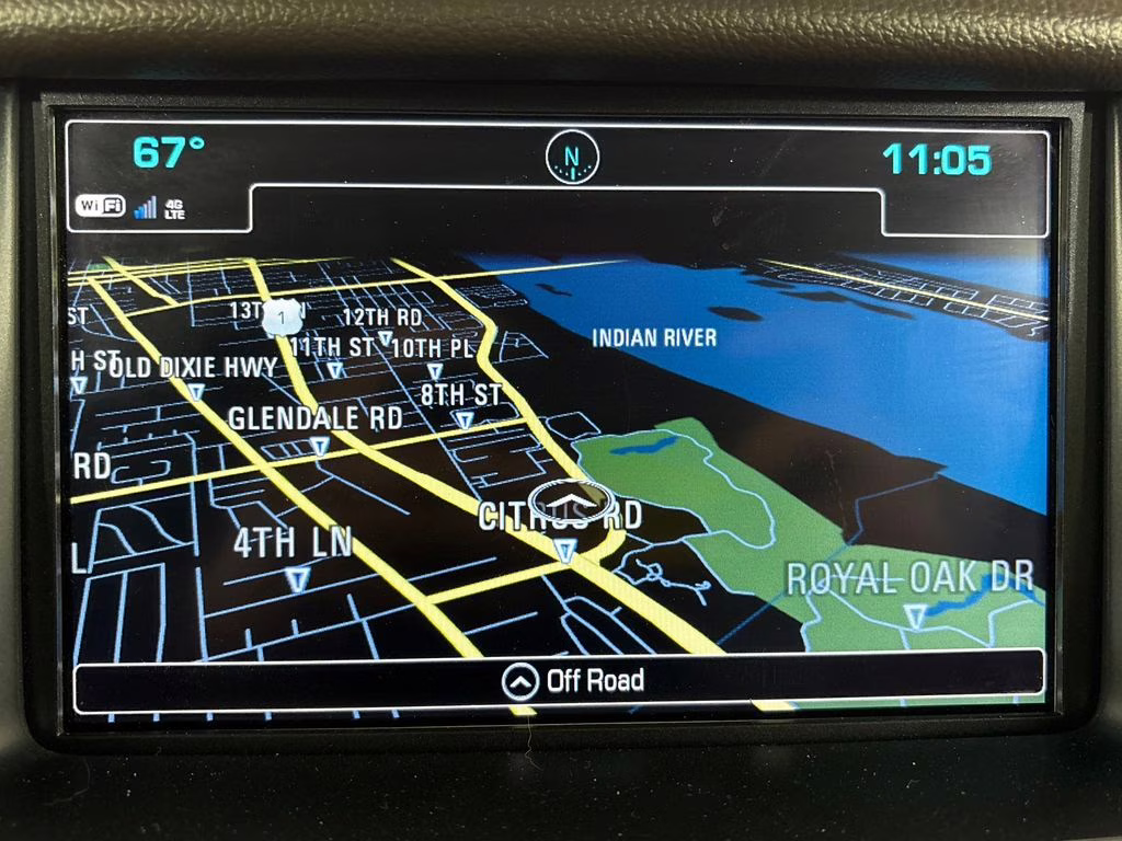 2020 Summit White GMC Yukon XL Denali 4X4 SUV