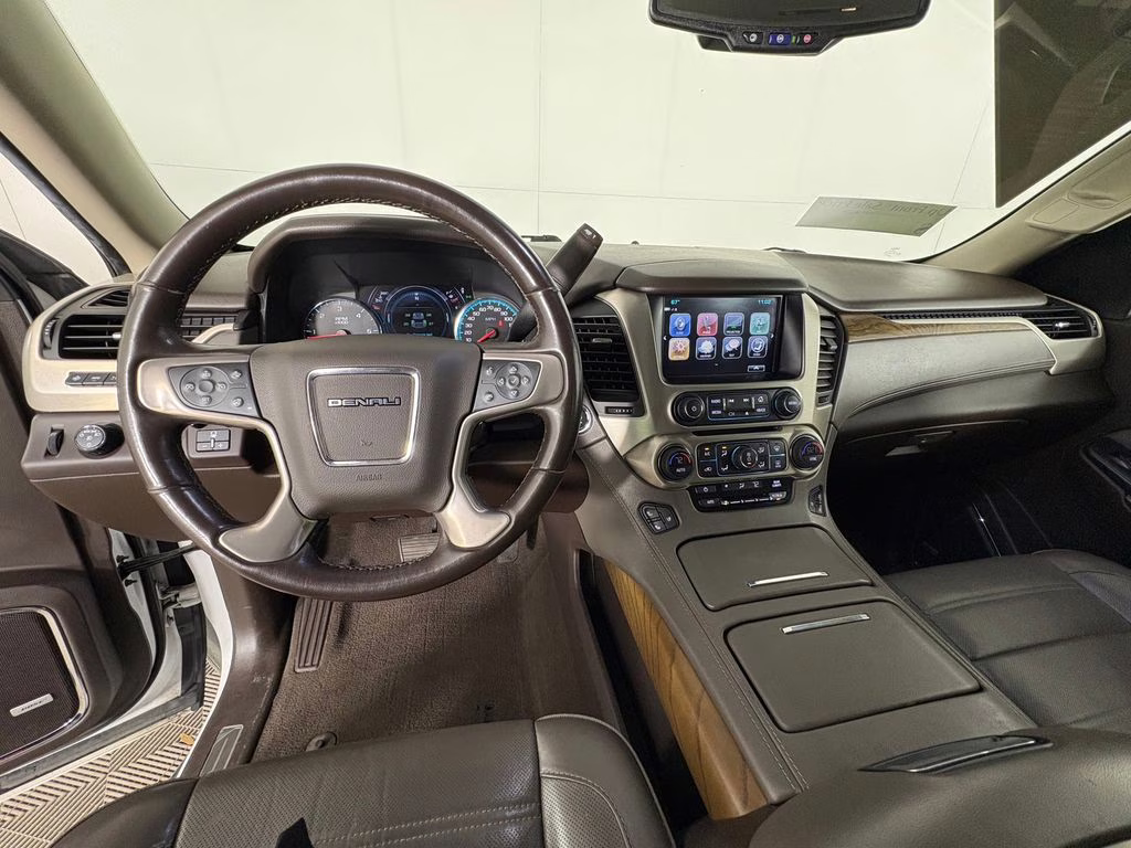 2020 Summit White GMC Yukon XL Denali 4X4 SUV