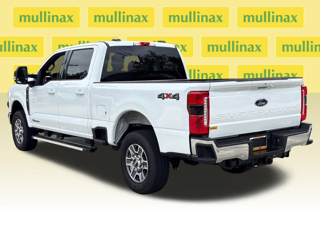 2026 Oxford White Ford Super Duty F-250 SRW Lariat 4X4 Truck