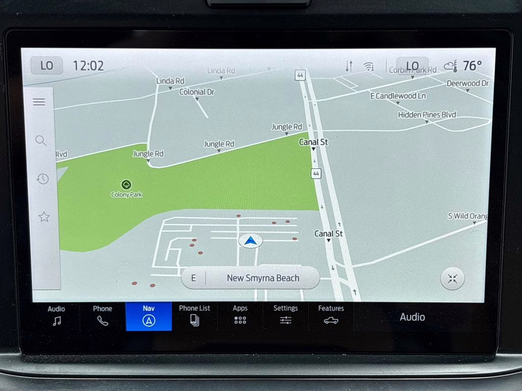 2026 Oxford White Ford Super Duty F-250 SRW Lariat 4X4 Truck