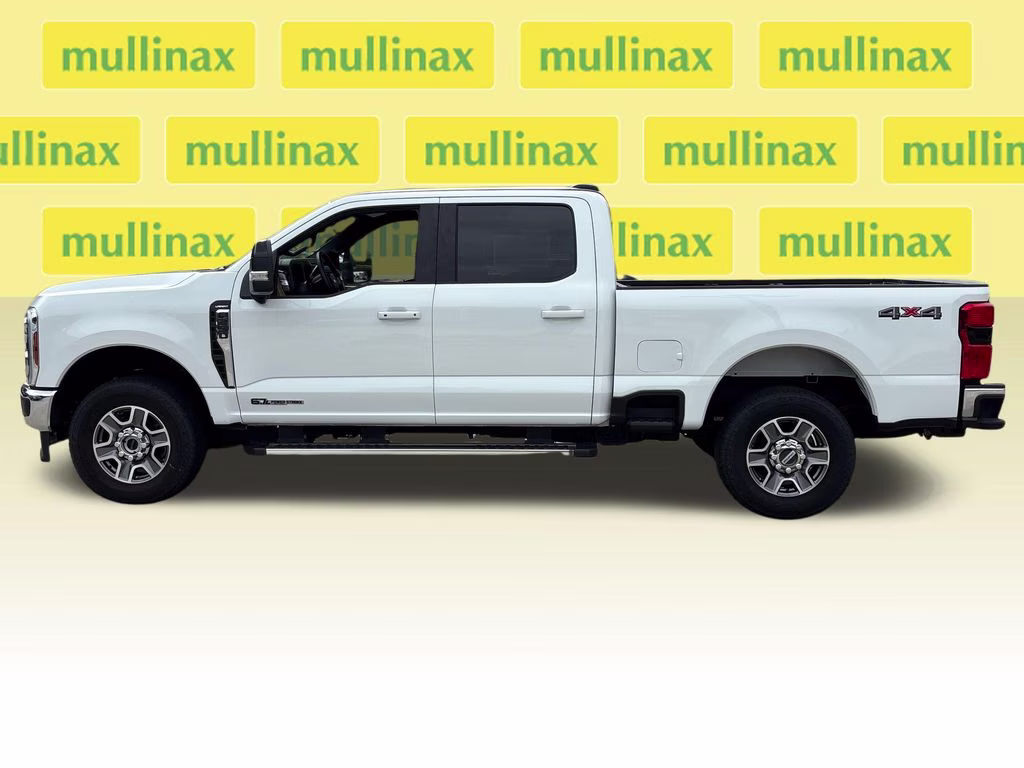 2026 Oxford White Ford Super Duty F-250 SRW Lariat 4X4 Truck