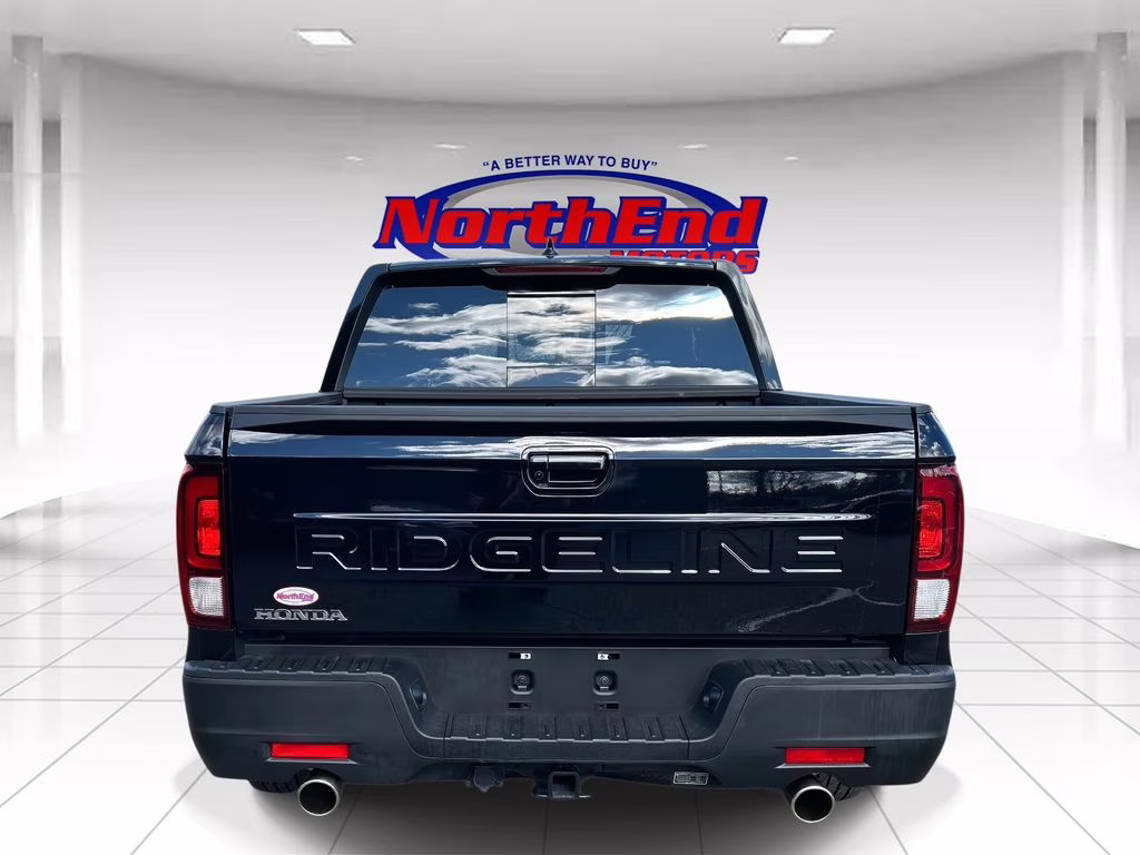 2025 Black Honda Ridgeline RTL AWD Truck