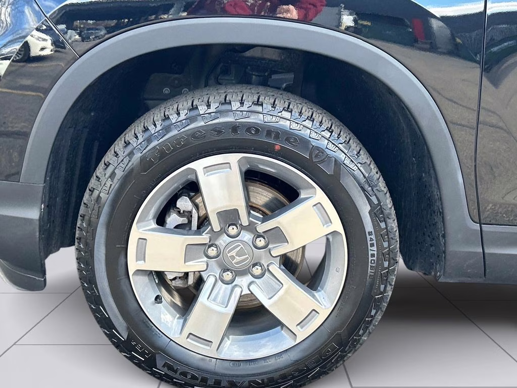 2025 Black Honda Ridgeline RTL AWD Truck