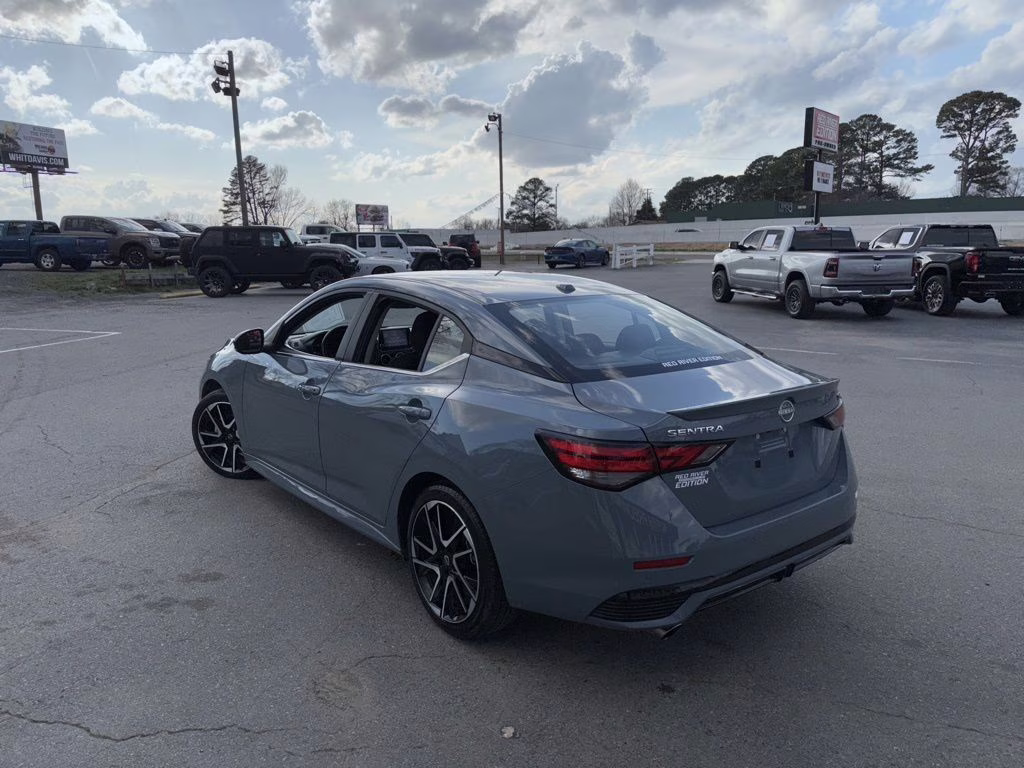 2025 Atlantic Gray Metallic Nissan Sentra SR FWD Sedan