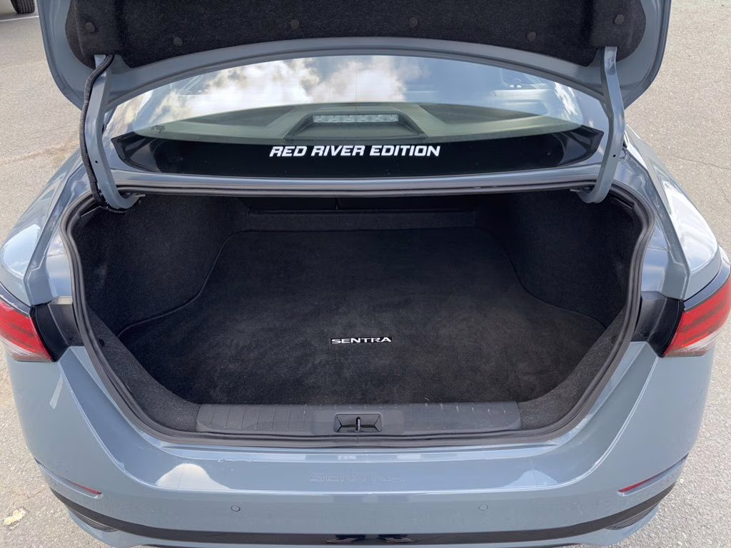 2025 Atlantic Gray Metallic Nissan Sentra SR FWD Sedan