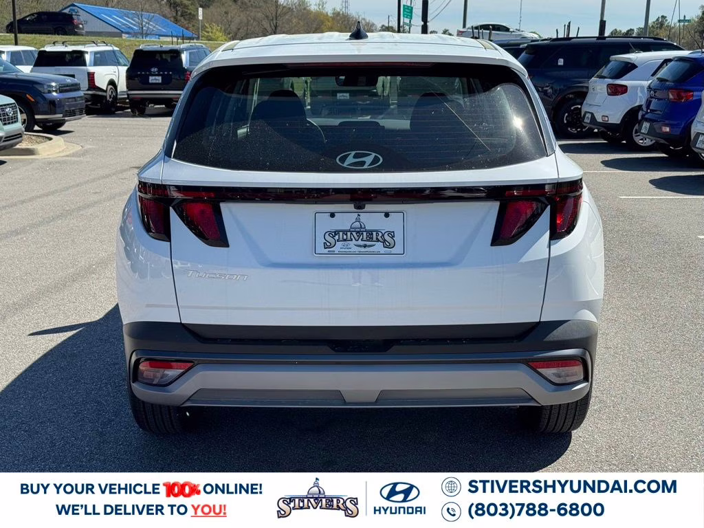 2026 White Pearl Hyundai Tucson SE FWD SUV