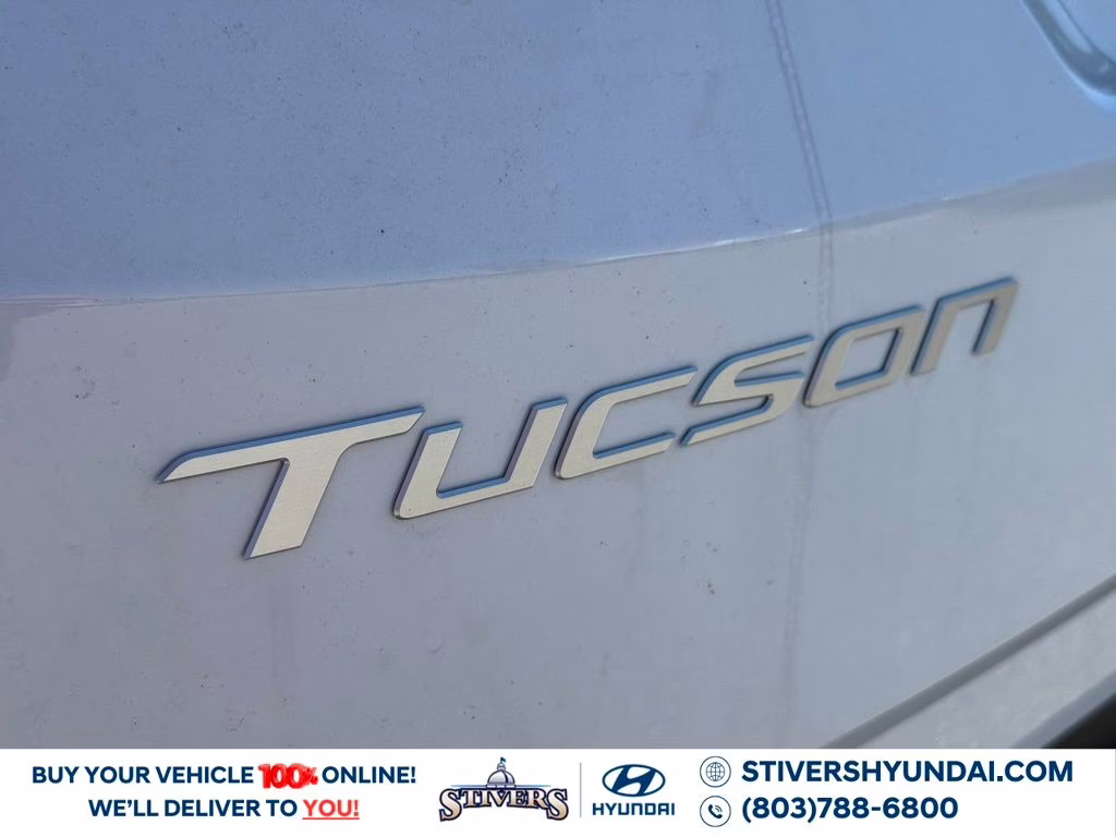 2026 White Pearl Hyundai Tucson SE FWD SUV