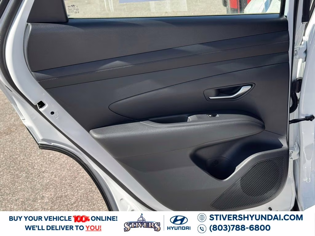 2026 White Pearl Hyundai Tucson SE FWD SUV