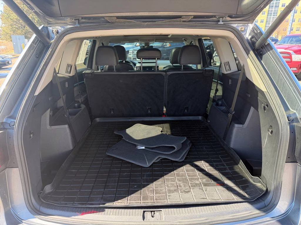 2021 Pyrite Silver Metallic Volkswagen Atlas SEL AWD SUV