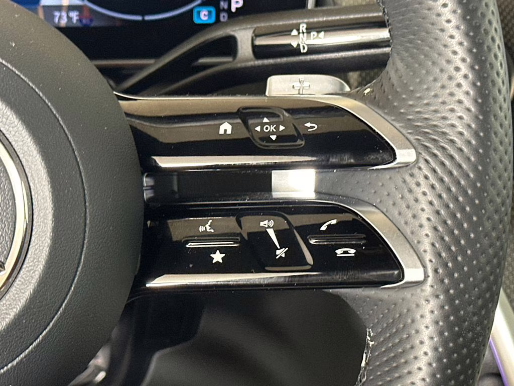 2025 Polar White Mercedes-Benz GLC GLC 300 AWD SUV