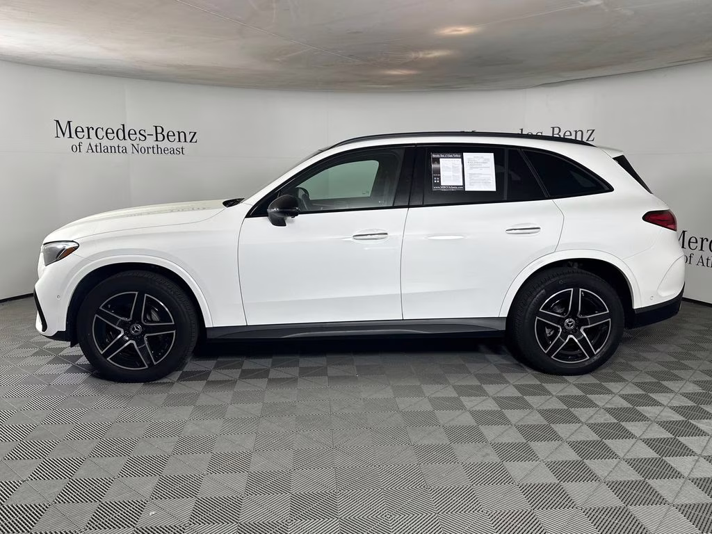 2025 Polar White Mercedes-Benz GLC GLC 300 AWD SUV