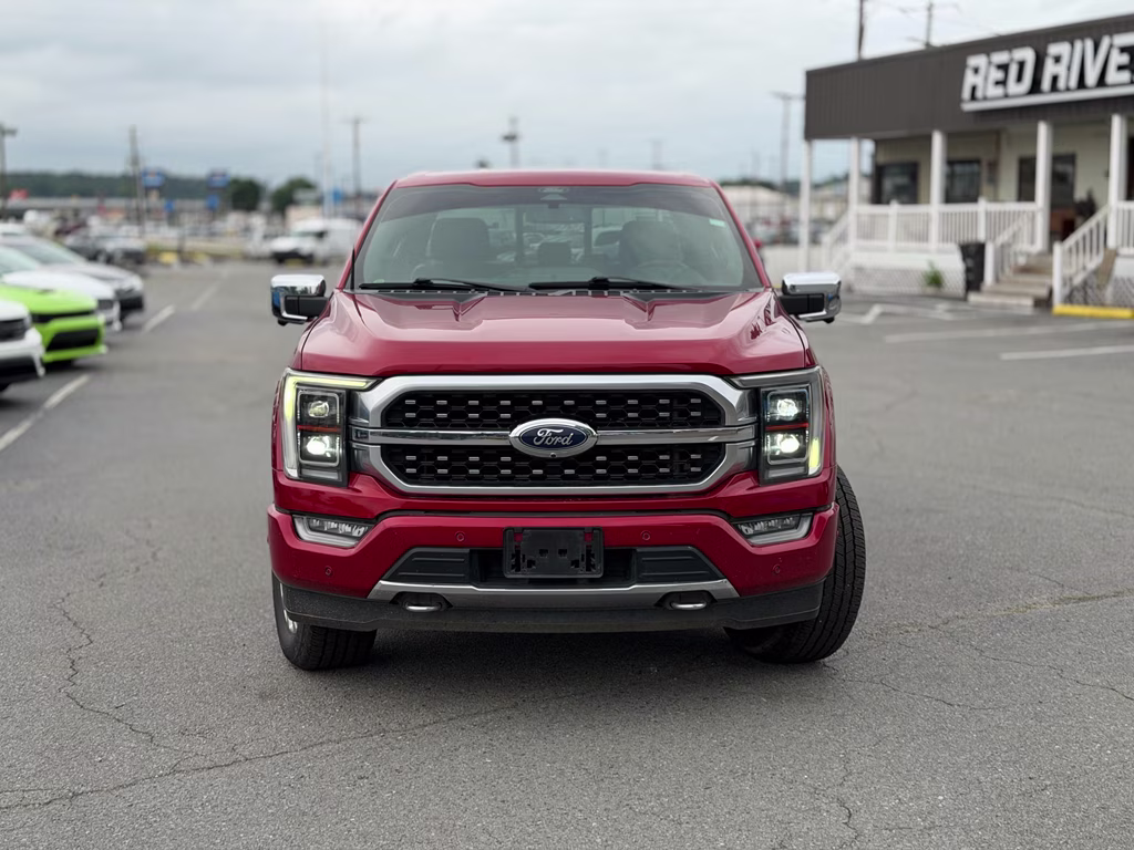 2022 Rapid Red Metallic Tinted Clearcoat Ford F-150 Platinum 4X4 Truck