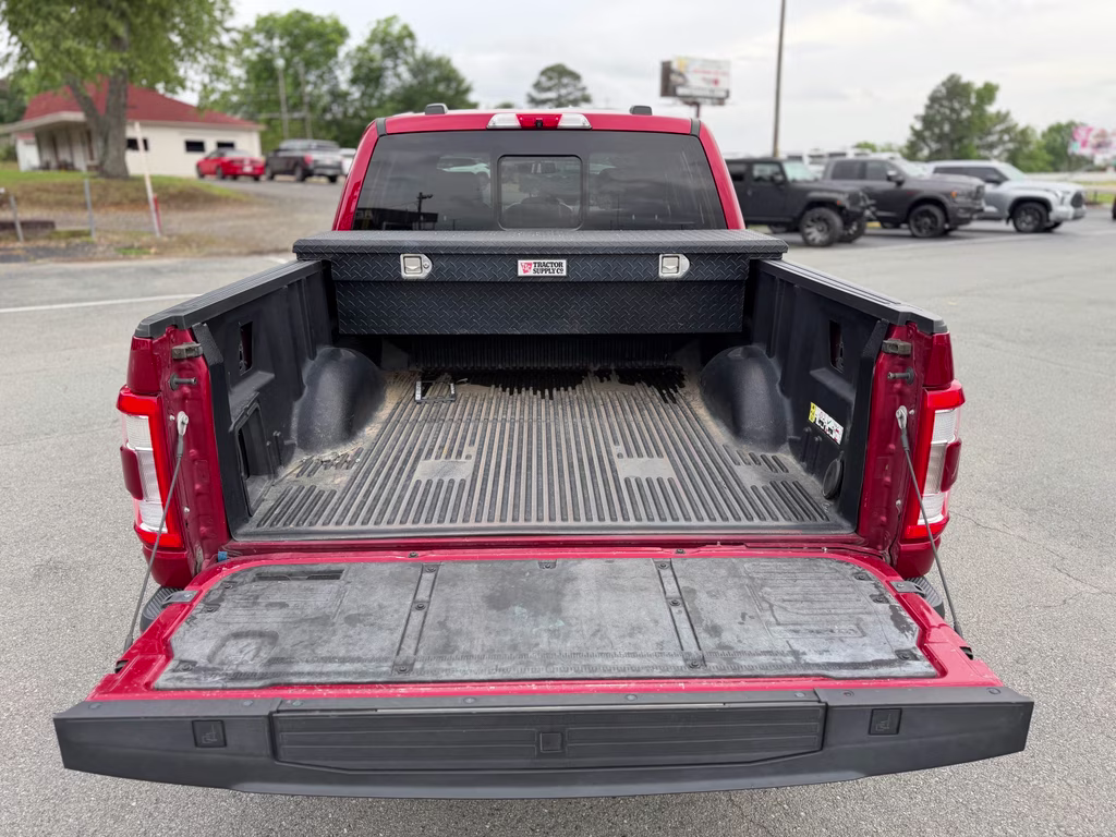 2022 Rapid Red Metallic Tinted Clearcoat Ford F-150 Platinum 4X4 Truck