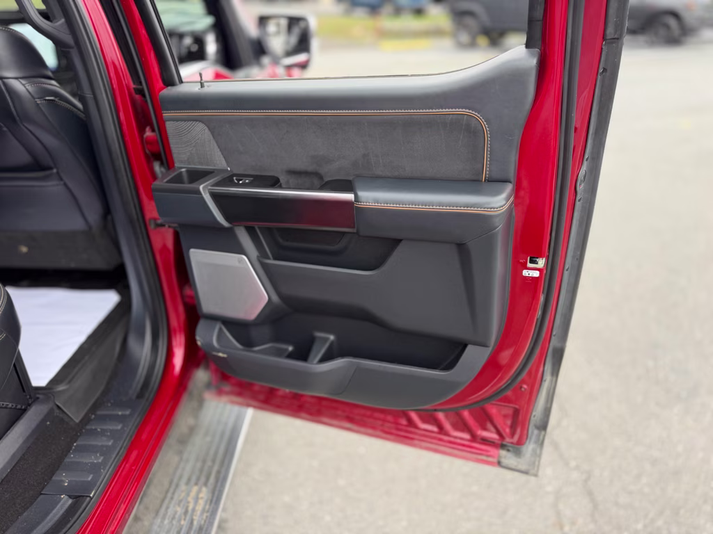 2022 Rapid Red Metallic Tinted Clearcoat Ford F-150 Platinum 4X4 Truck