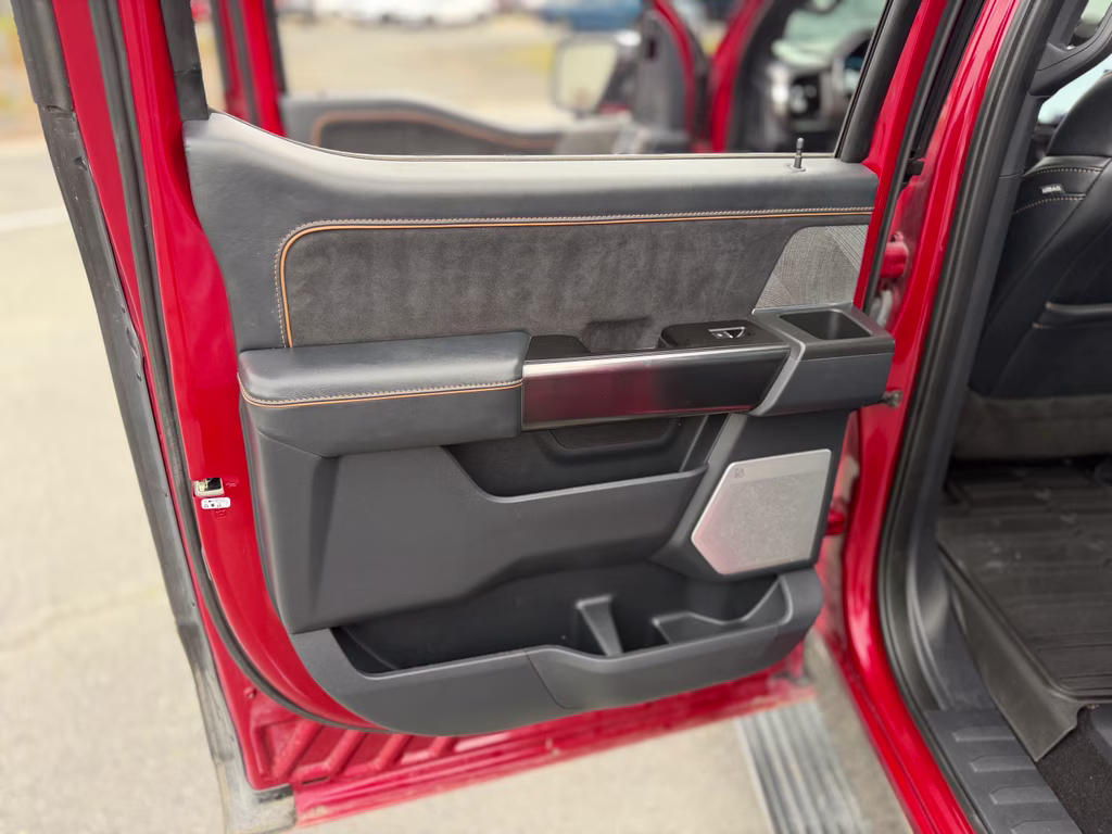 2022 Rapid Red Metallic Tinted Clearcoat Ford F-150 Platinum 4X4 Truck